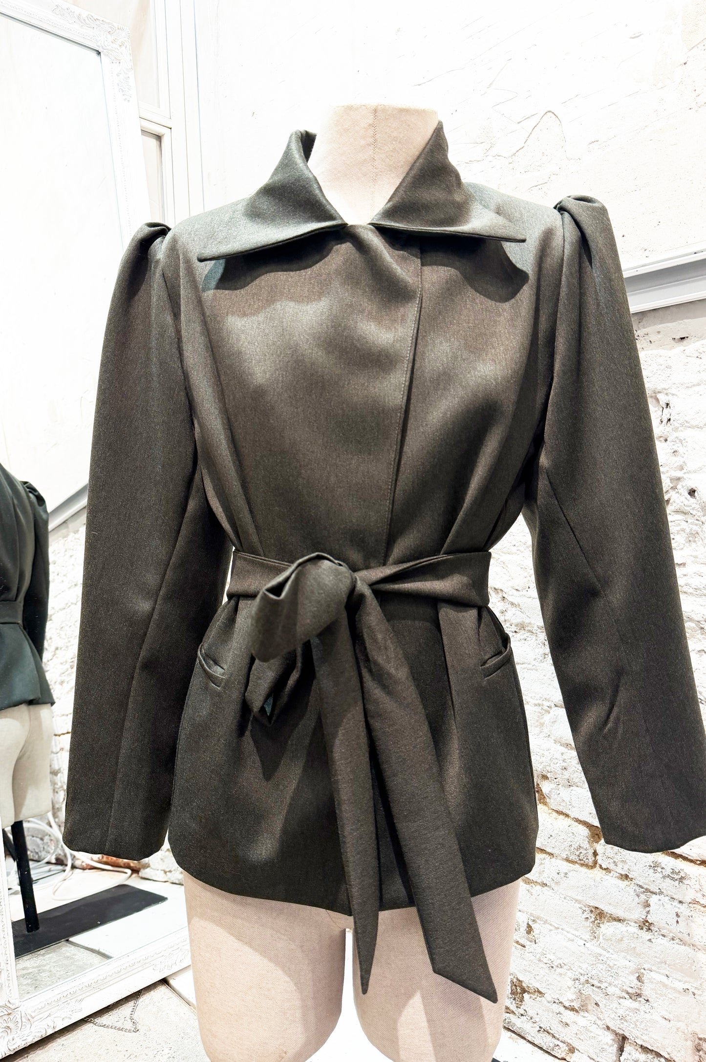 PREVENTA / Chaqueta Blossom Mini Oliva